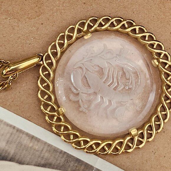 Vintage 1960's Crown Trifari Reverse Intaglio Glass Scorpio Zodiac Pendant - Picture 5 of 12